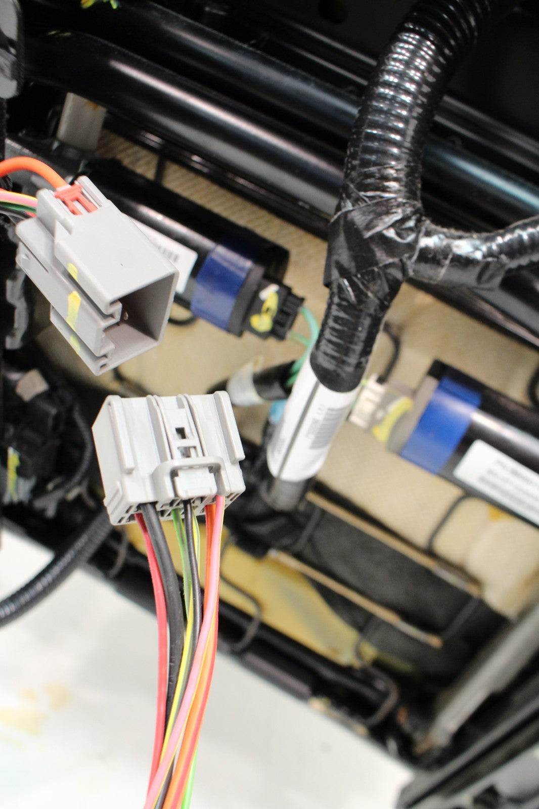 2006 - 2009 Dodge Ram Powered Drivers Seat, OEM YES Slate Gray Cloth w/ Lumbar