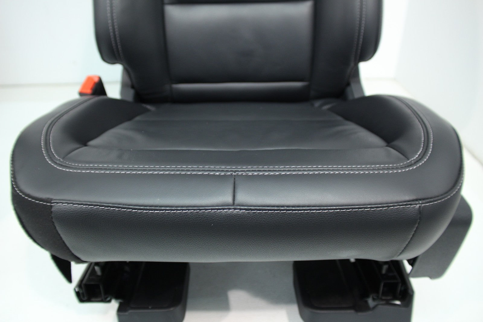 2021 - 2026 Ford Bronco Seats Set, 4-Door Outer Banks Black Leather Heated OEM