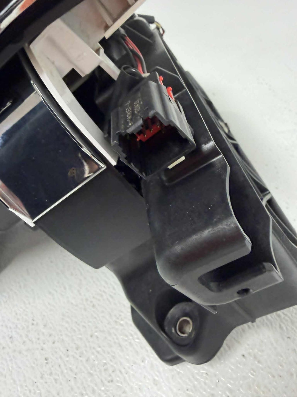 2009-2012 Dodge Ram 1500 Center Console Floor Gear Shifter Assembly Cup Holders