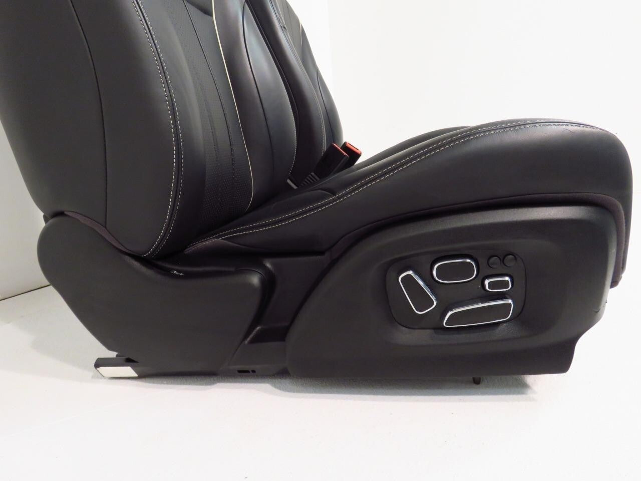 2010 - 2015 Jaguar XJ-L (X351) Black Leather Heated & Powered Front Seats