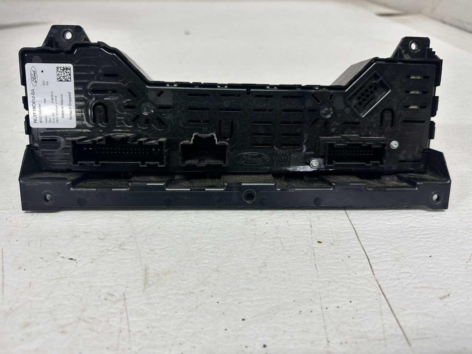 2023 Ford F150 Center Dash Radio Climate Heat/Cool Seat Control NL3T-18C612-SA