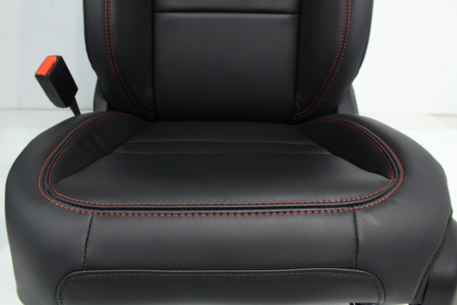 2018-2026 Jeep Wrangler 2dr JL Front & Rear Seats, Rubicon Heated Black Leather