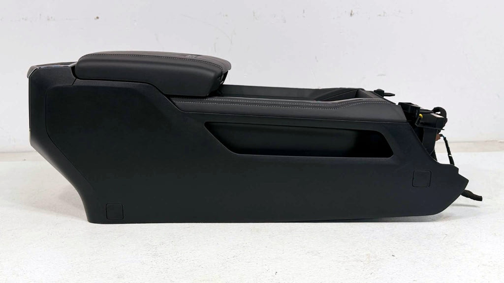 2019 - 2026 DT Ram 1500 Center Console Black Leather LIMITED w/ Wireless Charger
