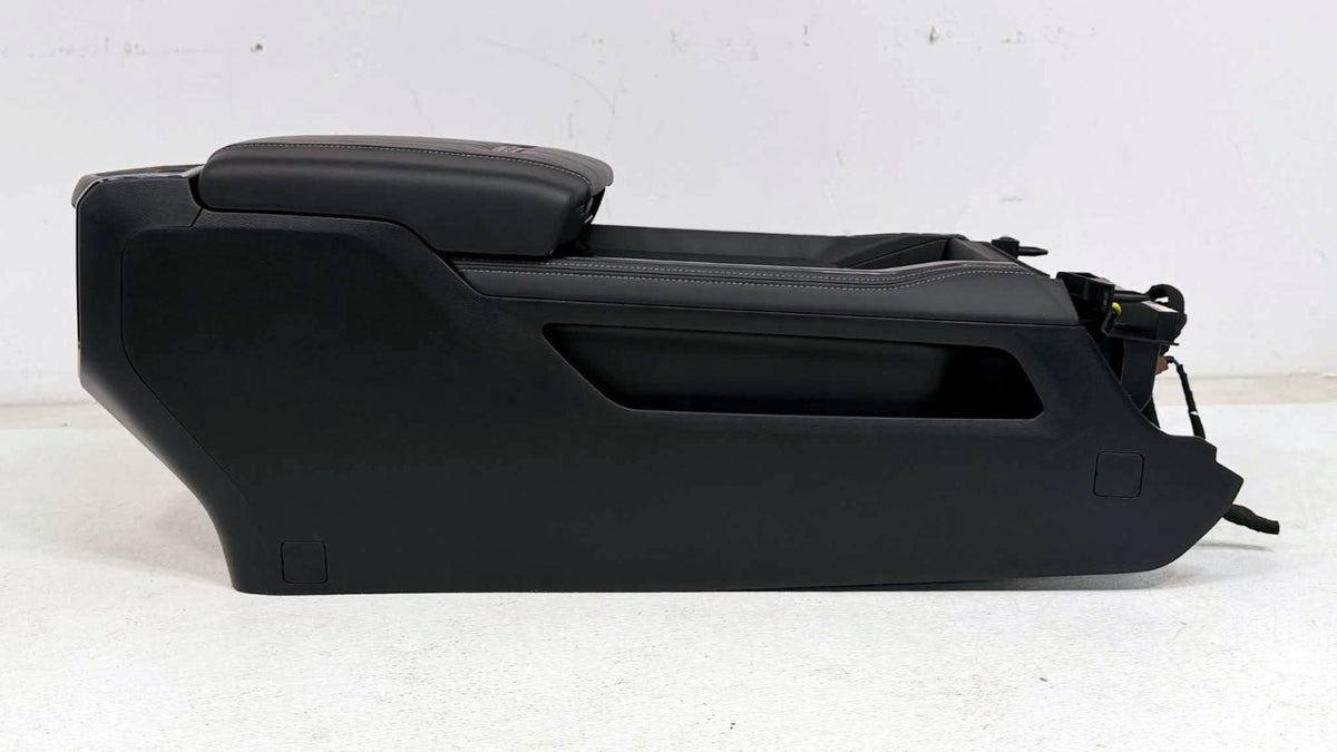 2019 - 2026 DT Ram 1500 Center Console Black Leather LIMITED w/ Wireless Charger