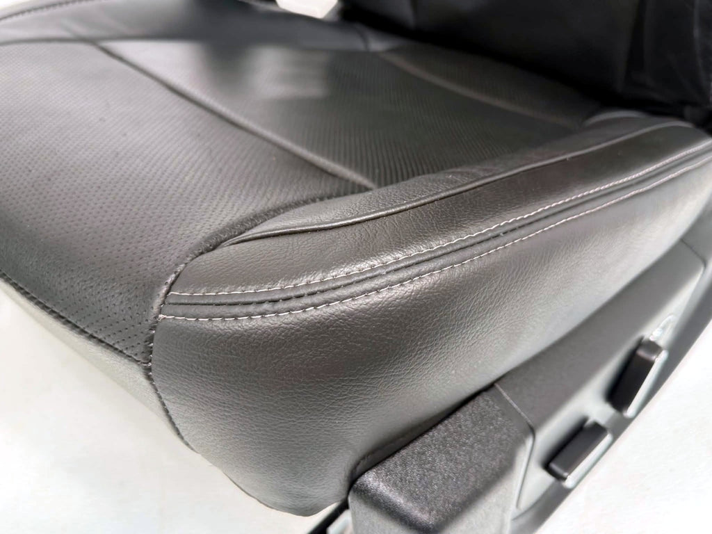 2017-2022 Ford Super Duty Lariat Front Seats, Black Leather Heat Ventilated