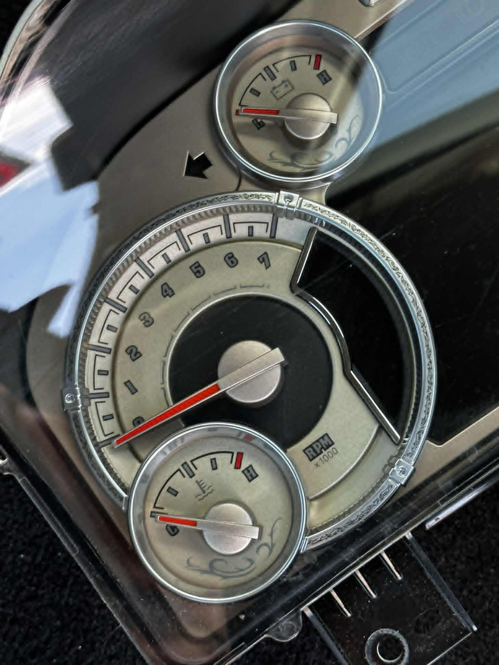 2013-2018 Ram 1500 Laramie Longhorn OEM Cluster Speedometer 7" EVIC GAS MPH 66k