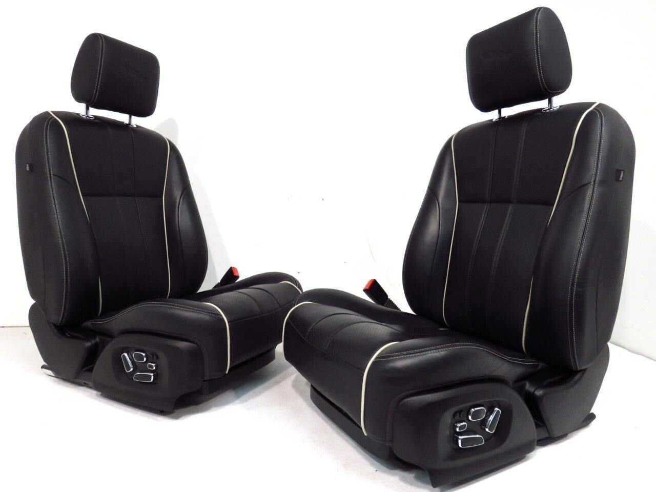 2010 - 2015 Jaguar XJ-L (X351) Black Leather Heated & Powered Front Seats