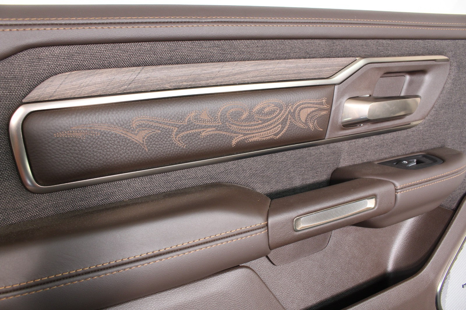 2019 - 2026 Ram 1500 Door Panels Limited Longhorn Brown Crew Cab New OEM Removal