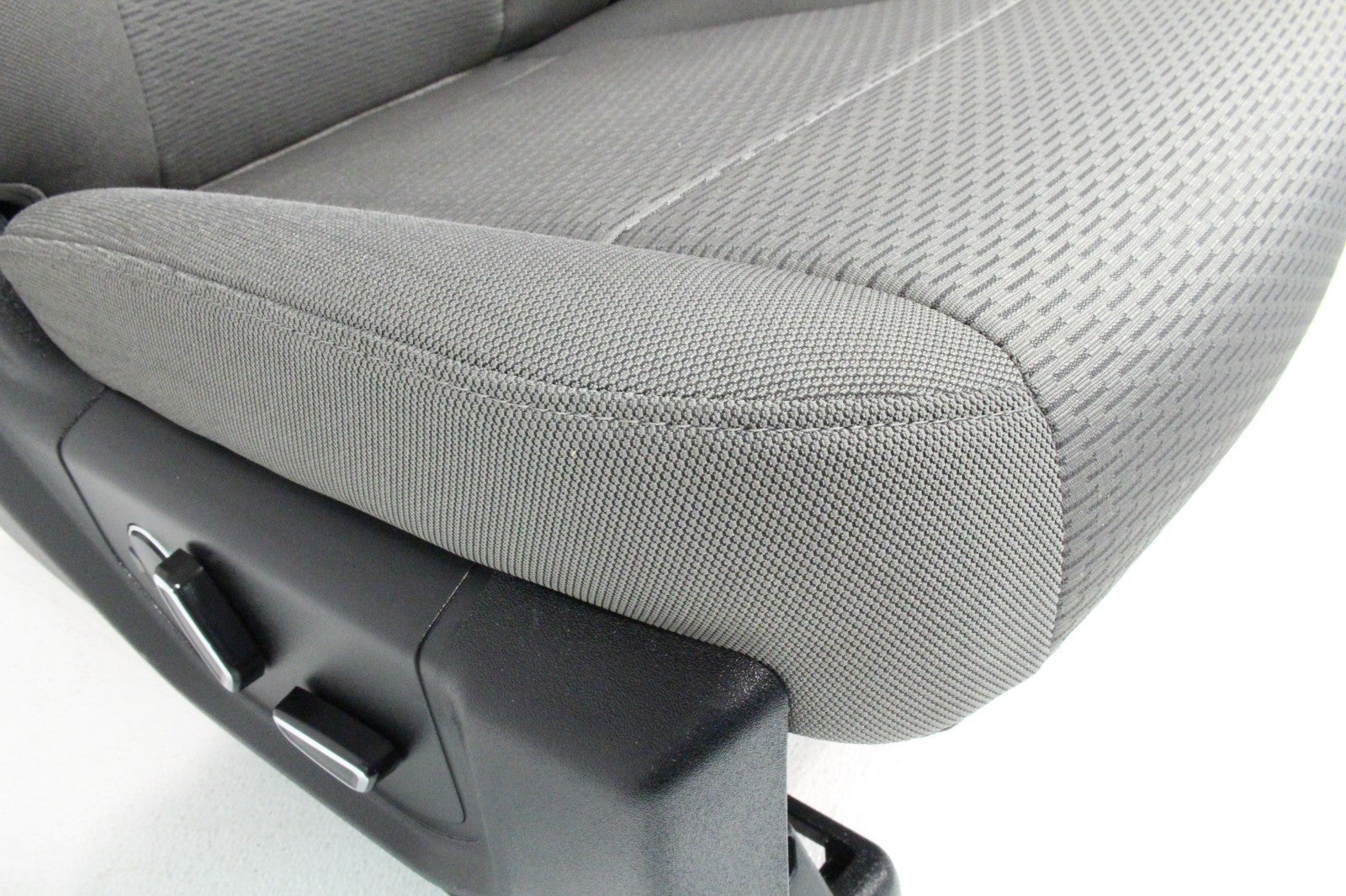 2015 - 2022 Ford F150 Super Duty Front Seats, XLT Power Earth Gray Cloth Heated