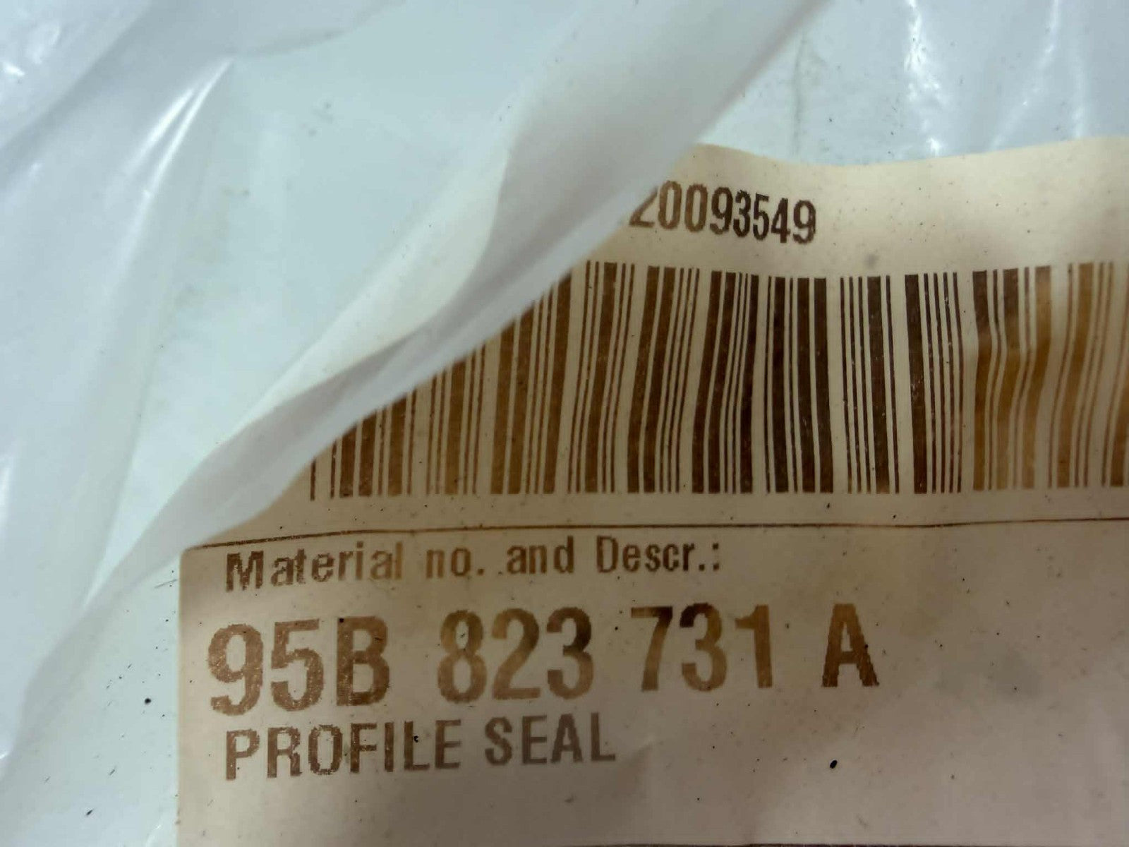 2015-2026 Porsche Macan Front Left Hood End Profile Seal OEM 95B823731A OEM