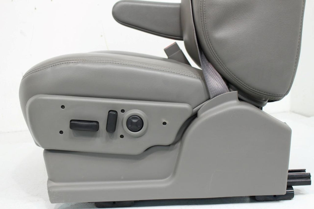 99-06 Chevy Silverado Sierra Tahoe Yukon Seats, Pewter Gray Leather Power Heated