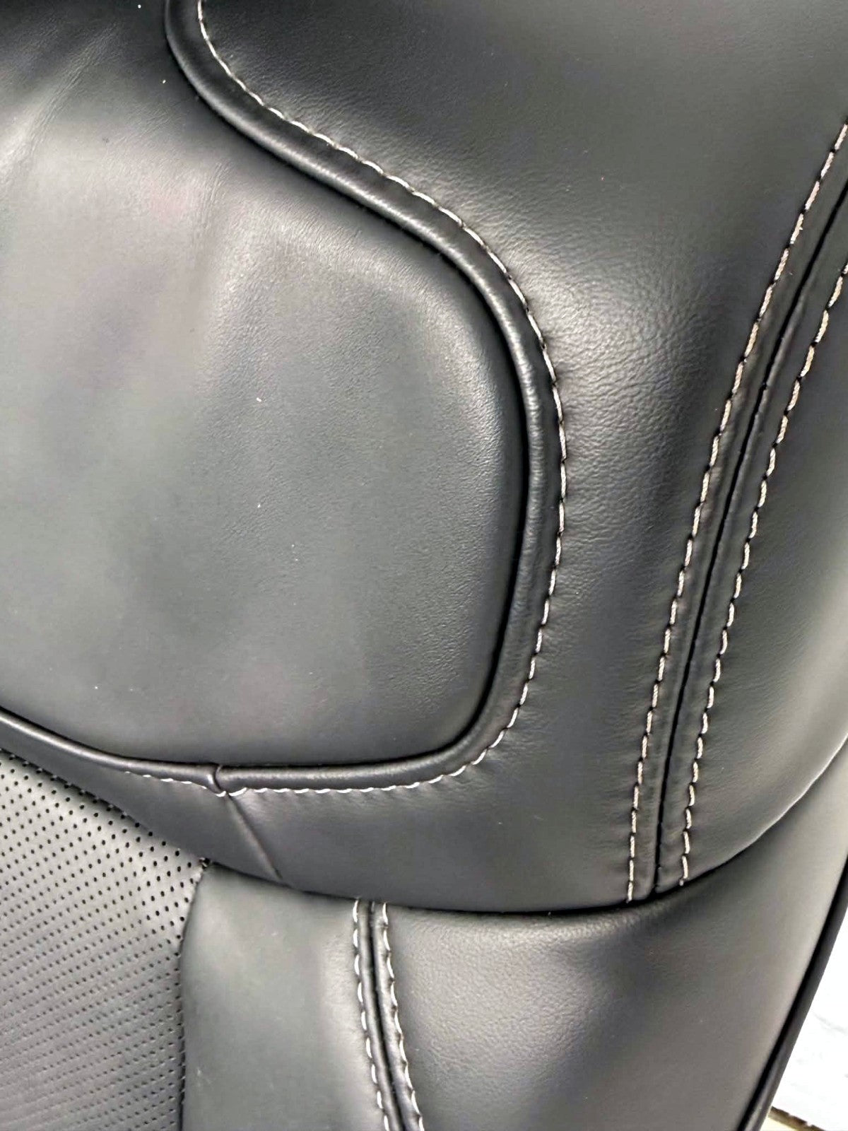 2021 - 2026 Ford F-Series Crew Cab Back Seat, Platinum Black Leather Gray Stripe