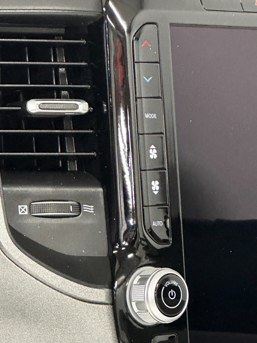 2025 - 2026 Ram Heavy Duty 12" Uconnect 5 Display Radio 68598824AB + Stack Bezel