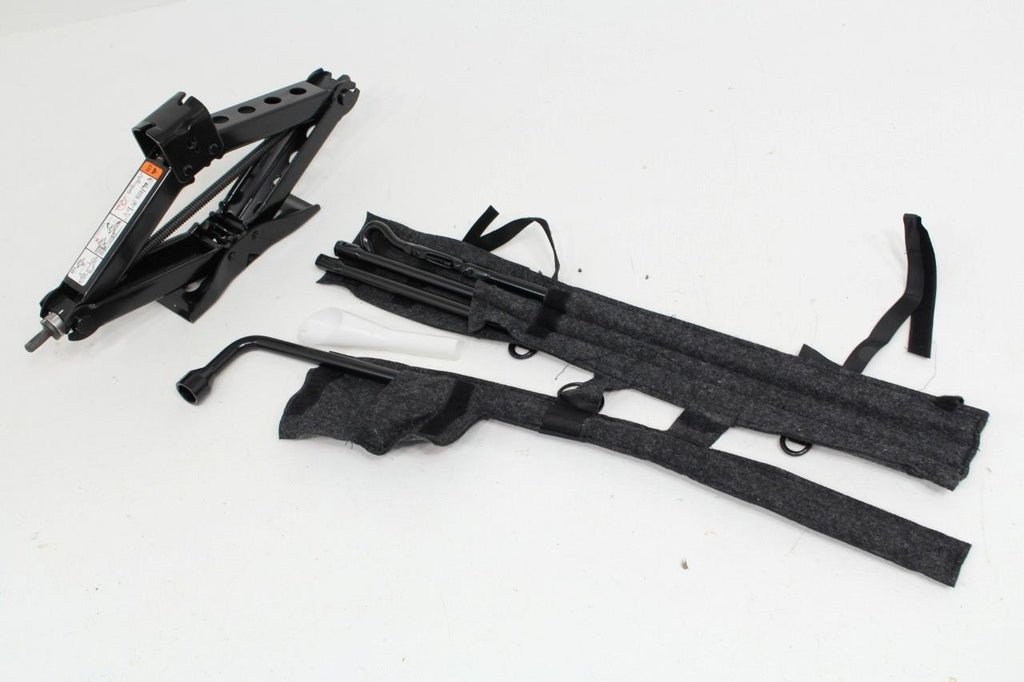 2015 - 2020 Ford F-150 Factory Jack and Tool Kit OEM FL34-17B051-AE