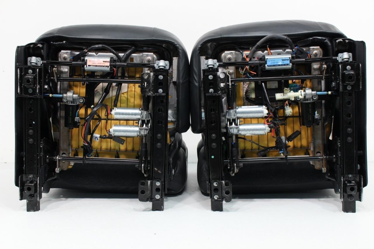 1999 - 2002 GMC Sierra Chevy Silverado Seats, Graphite Off-Black Leather, Power