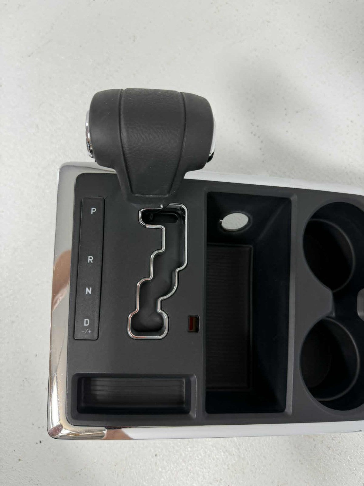 2009-2012 Dodge Ram 1500 Center Console Floor Gear Shifter Assembly Cup Holders