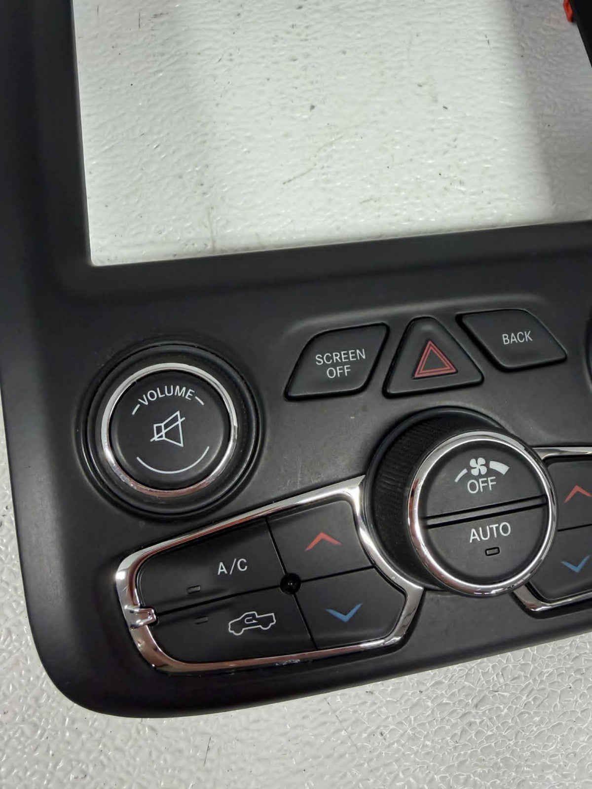 2013-2018 Dodge Ram 1500 Heater AC Climate Temperature Control Unit 1UJ97DX9AF