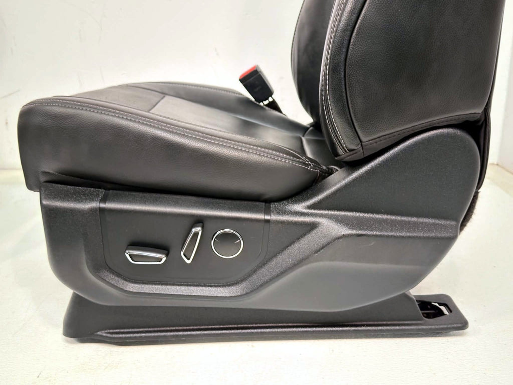 2017-2022 Ford Super Duty Lariat Front Seats, Black Leather Heat Ventilated