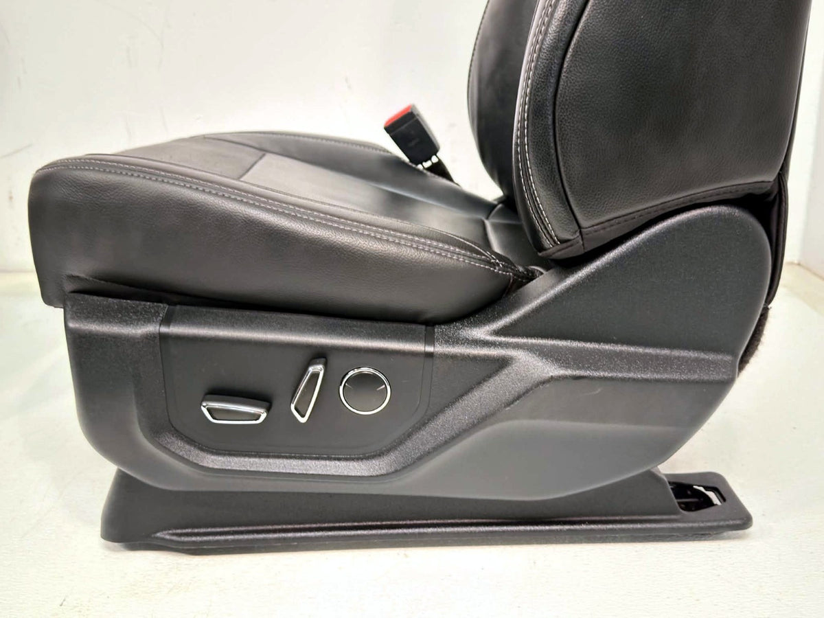 2017-2022 Ford Super Duty Lariat Front Seats, Black Leather Heat Ventilated