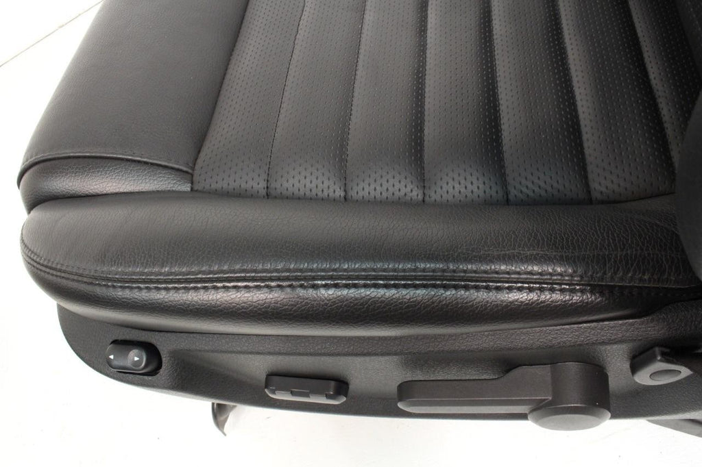 Ford Mustang Seats Front GT Black Leather Powered Seat Set 2005 2006 2007 2008
