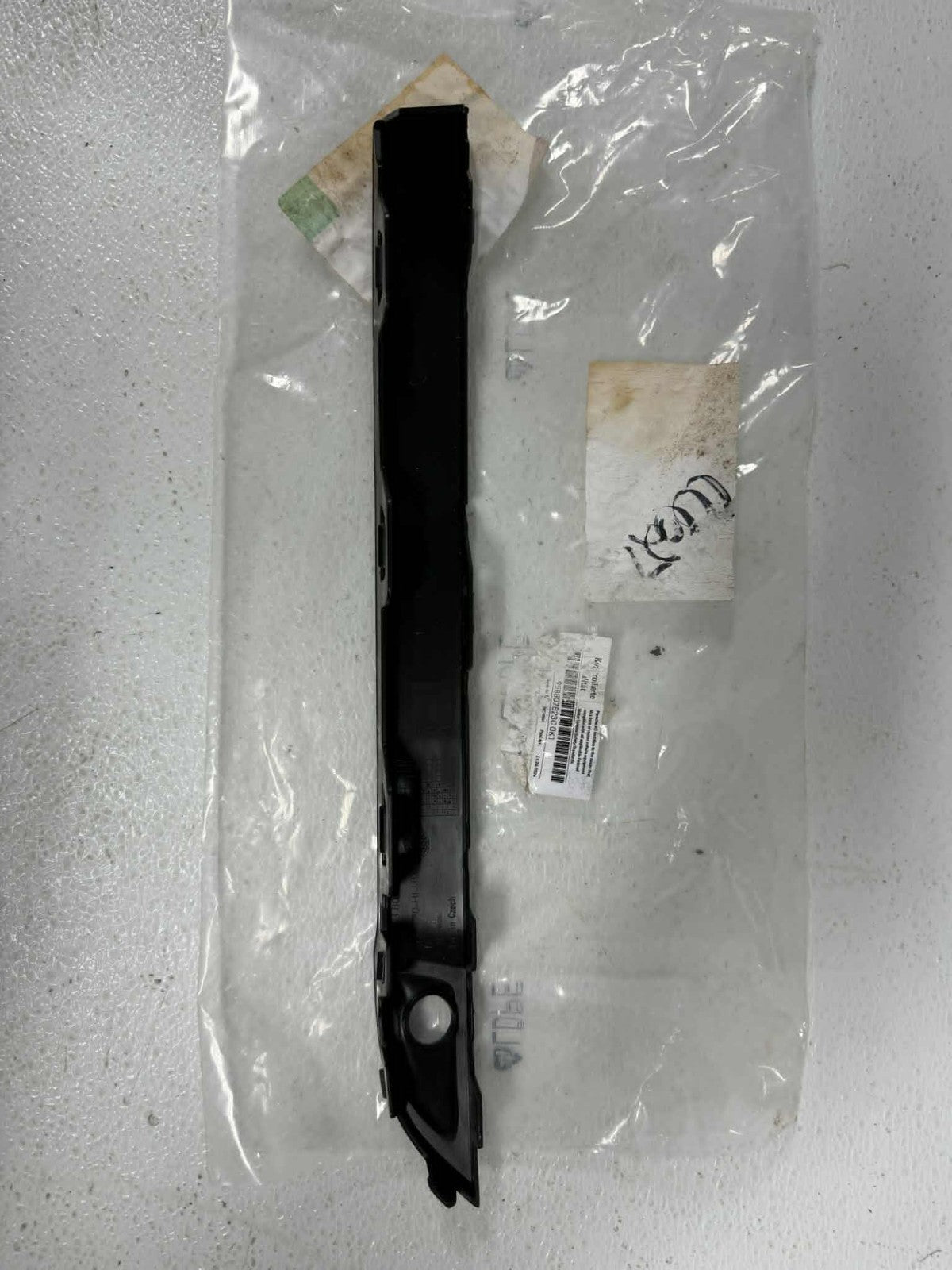 2022-2026 Porsche Macan Front Left Outer Bumper Corner Spacer 95B807823C