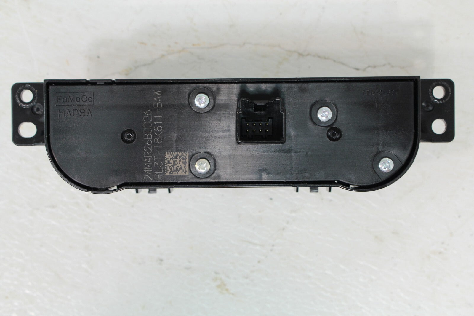OEM Media Radio Control For Ford F150, F250, F350 PL3T-18K811-BAW