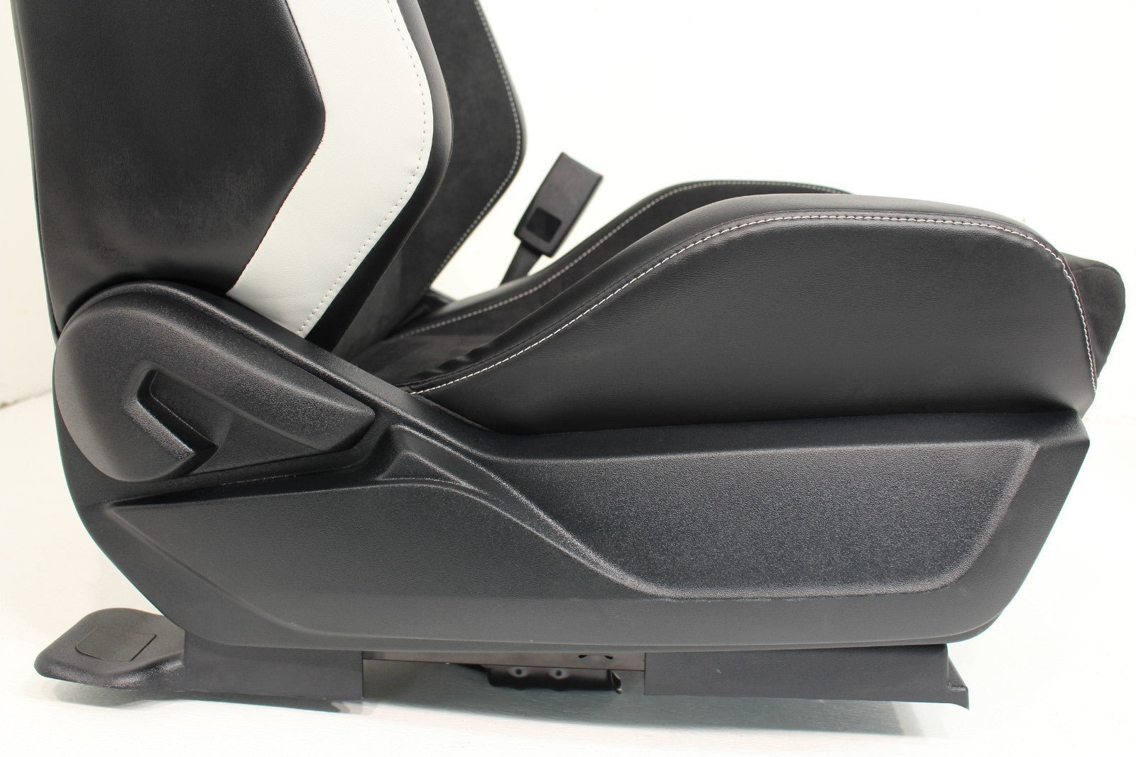 2015 - 2025 Mustang Shelby GT500 Recaro Front Seats Suede S550 S650 OEM Leather