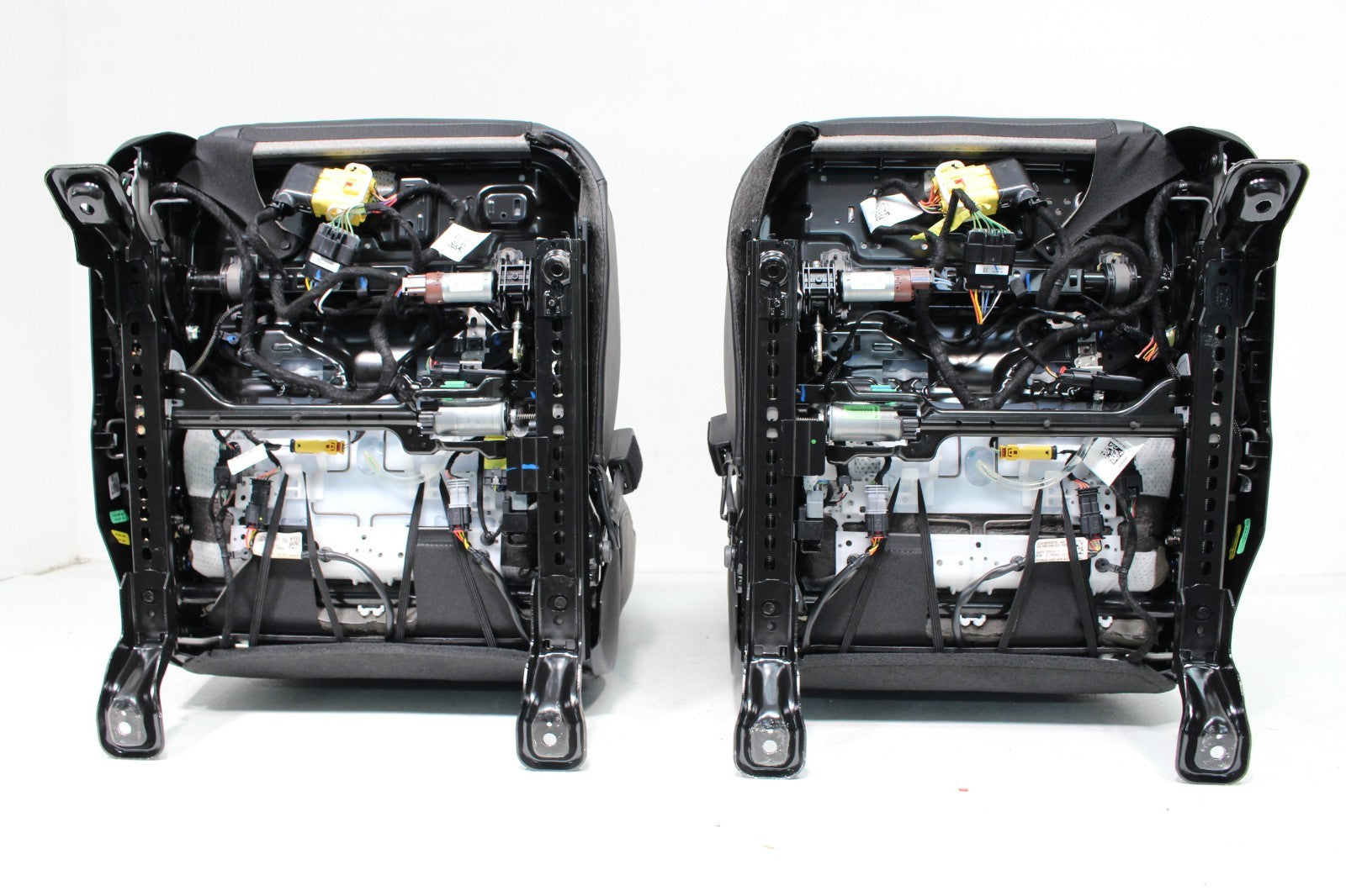 2018-2025 Jeep JL JLU 4xE Wrangler Seats, Black Nappa Leather w Surf Blue Stitch