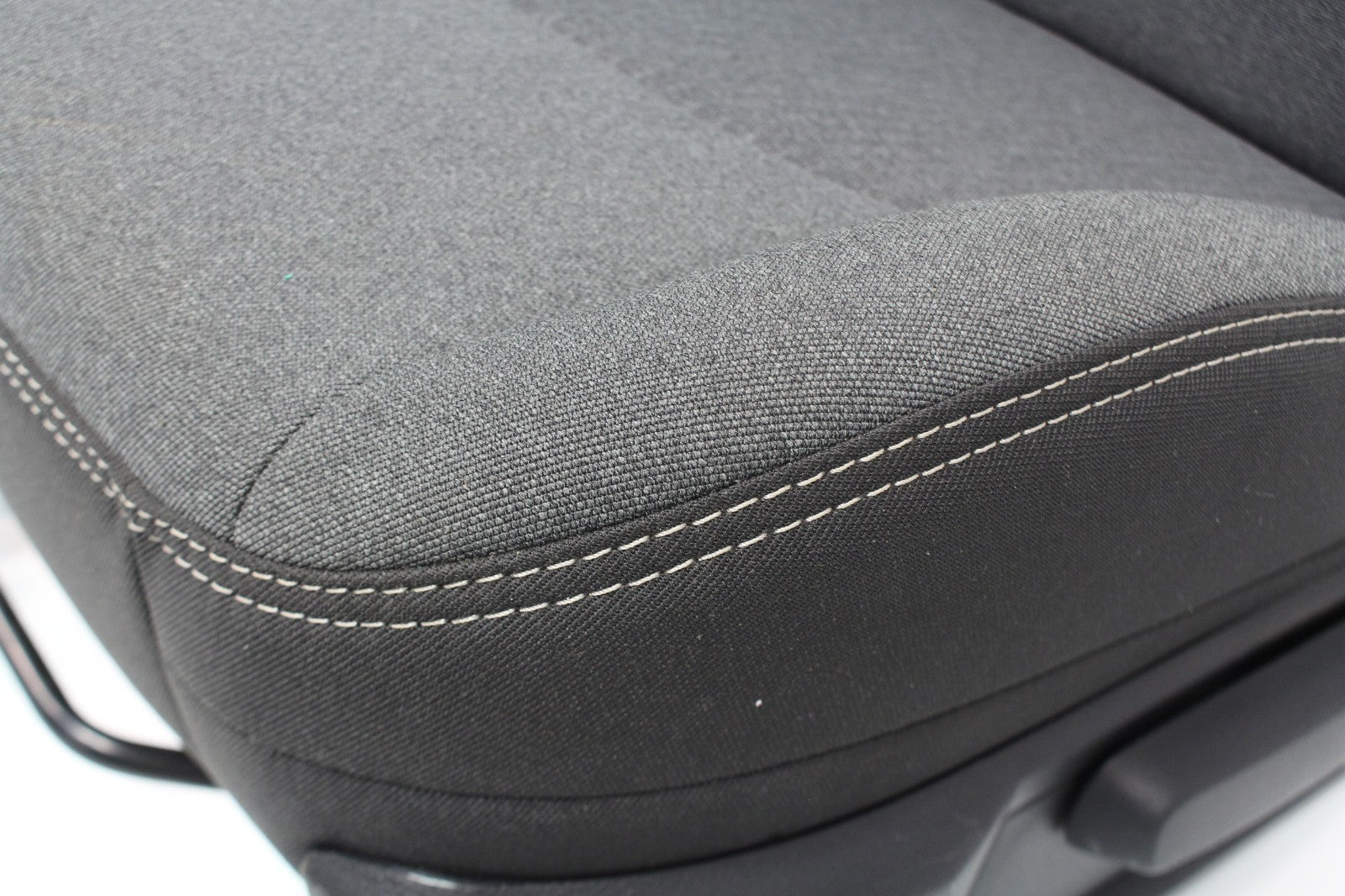 2019 - 2024 Ram HD Front Bench Seat, Diesel Gray Cloth Manual w Center Jump Seat