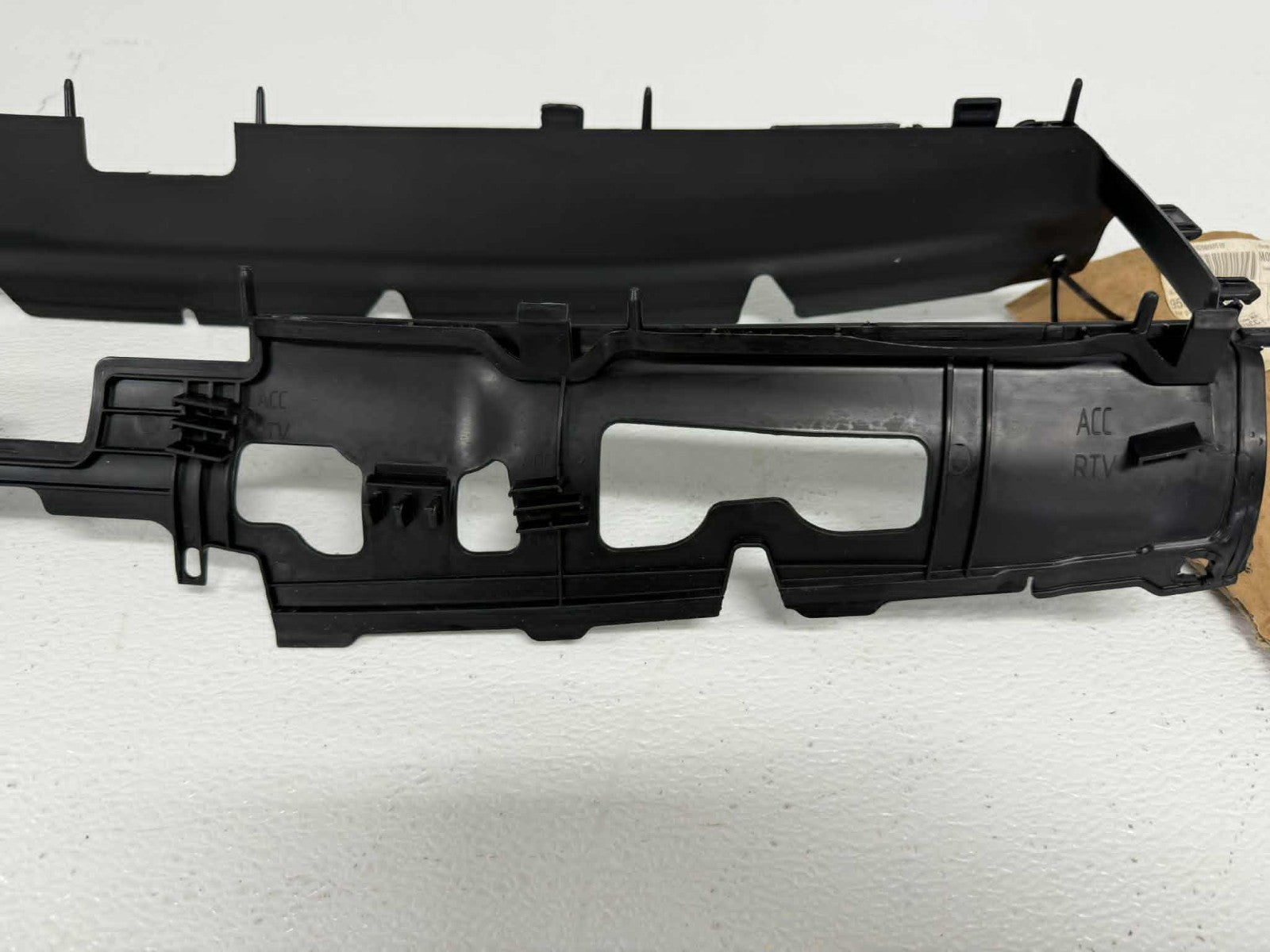 2019-2026 Porsche Macan Front Radiator Support Air Duct Guide ACC OEM 95B121710J