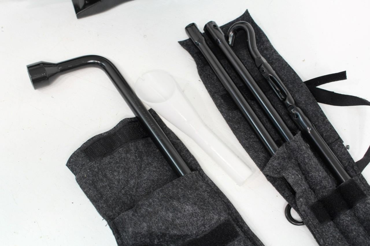 2015 - 2020 Ford F-150 Factory Jack and Tool Kit OEM FL34-17B051-AE