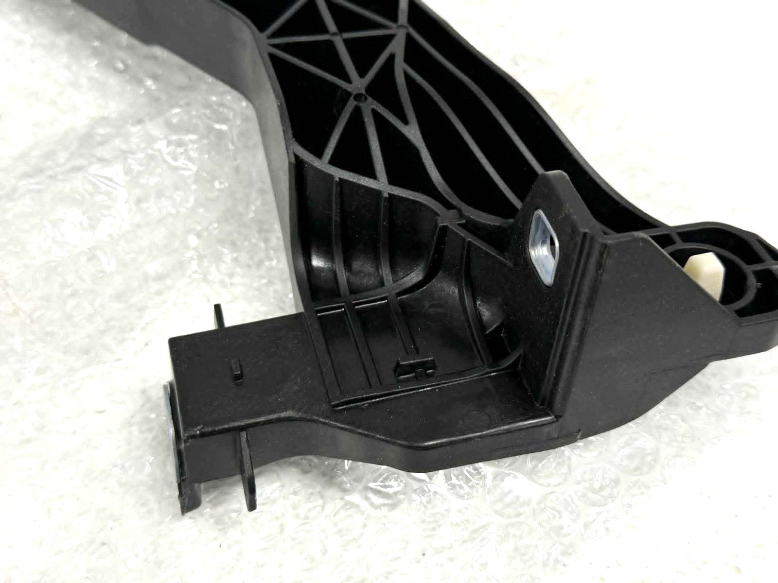 2019 - 2026 Porsche Macan Radiator Support Tie Bar Extension 95B-807-890-F OEM