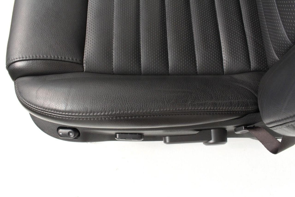 Ford Mustang Seats Front GT Black Leather Powered Seat Set 2005 2006 2007 2008
