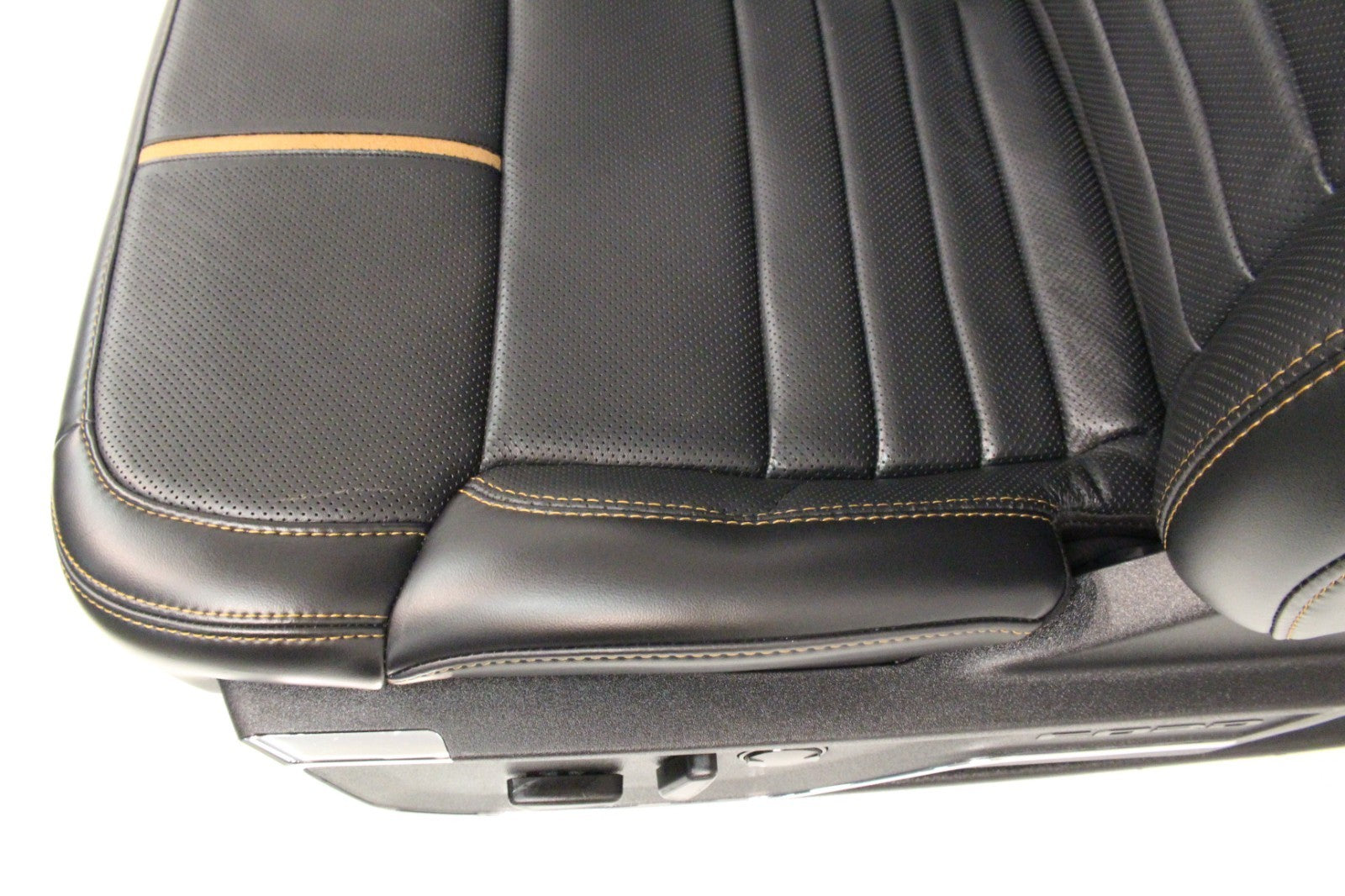 2023 + Ford Super Duty Platinum Front Seats, Black Leather Max Recline Massaging