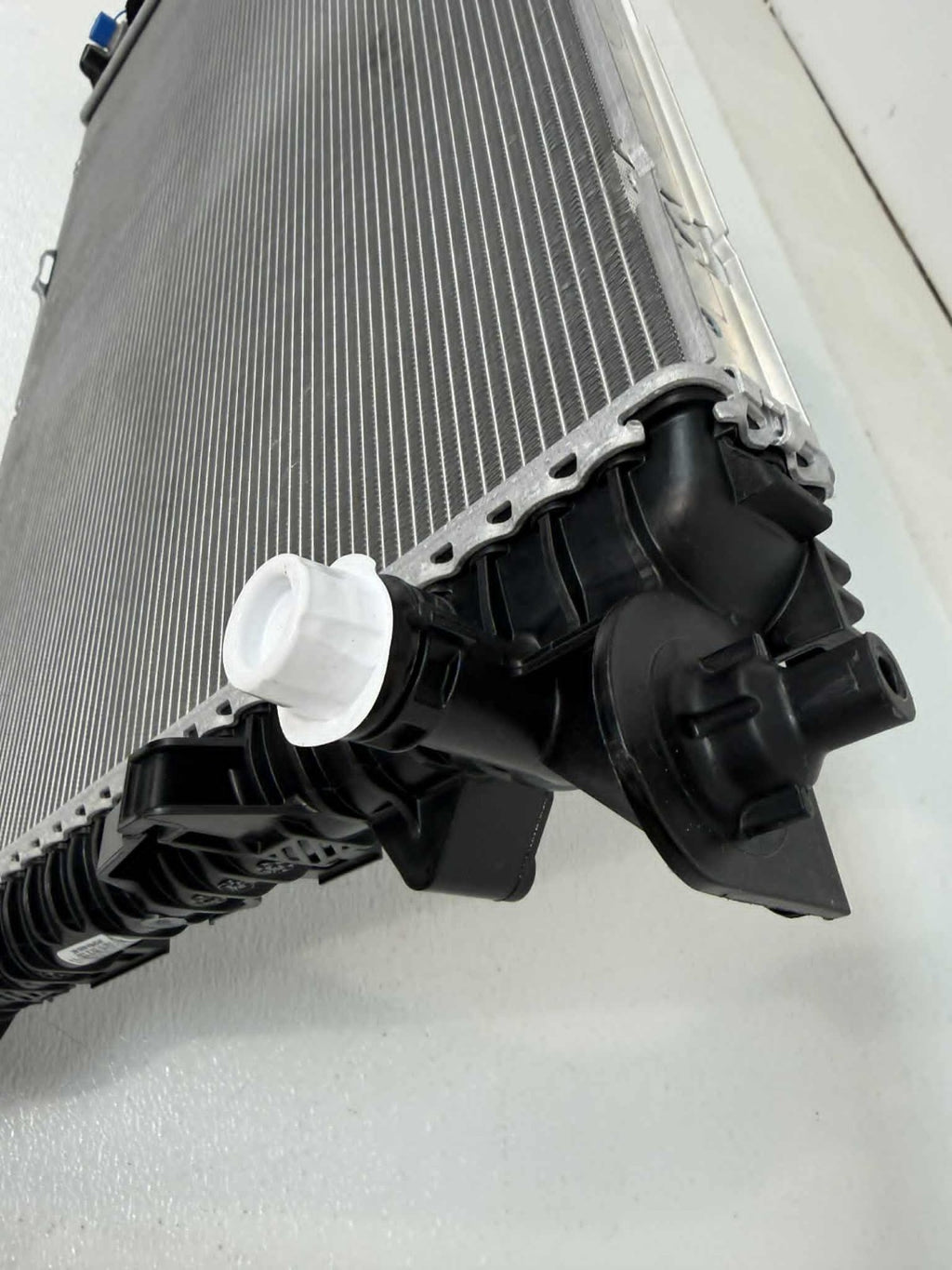 2015 - 2026 Porsche Macan Radiator Coolant Cooler 95B121251A S, GTS, Turbo