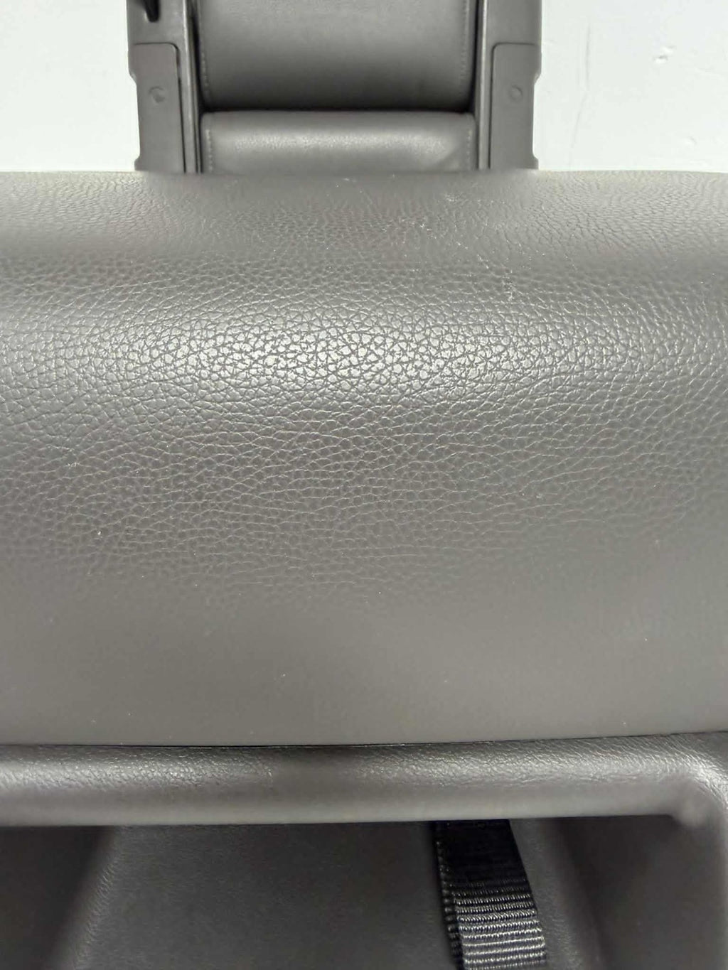 2011 - 2017 Honda Odyssey 2nd Row Leather Center Middle Jump Seat Truffle NH767L