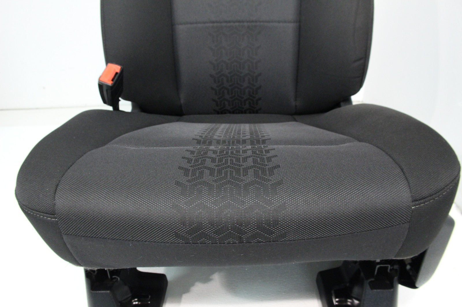 2015 - 2022 Ford F150 & Super Duty Front Seats, XLT Black Cloth Power Heat