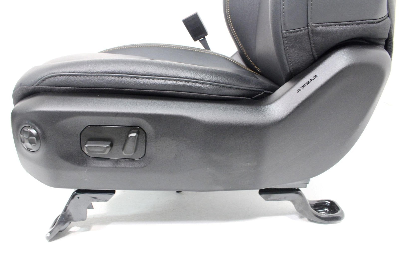 18-25 Jeep Wrangler JL Gladiator JT Heated Power Leather Seats Black NEW OEM