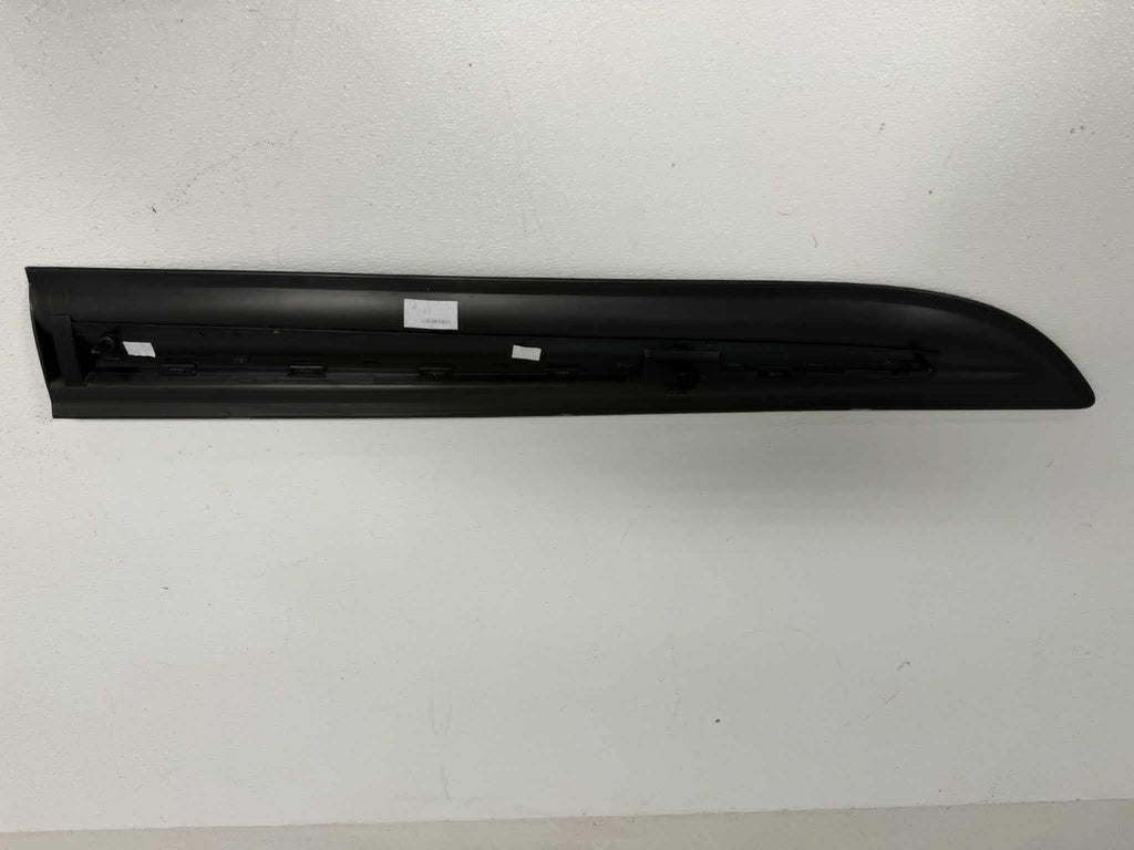 2015-2026 Porsche Macan Front Left Lower Door Molding Side Blade OEM 95B837889