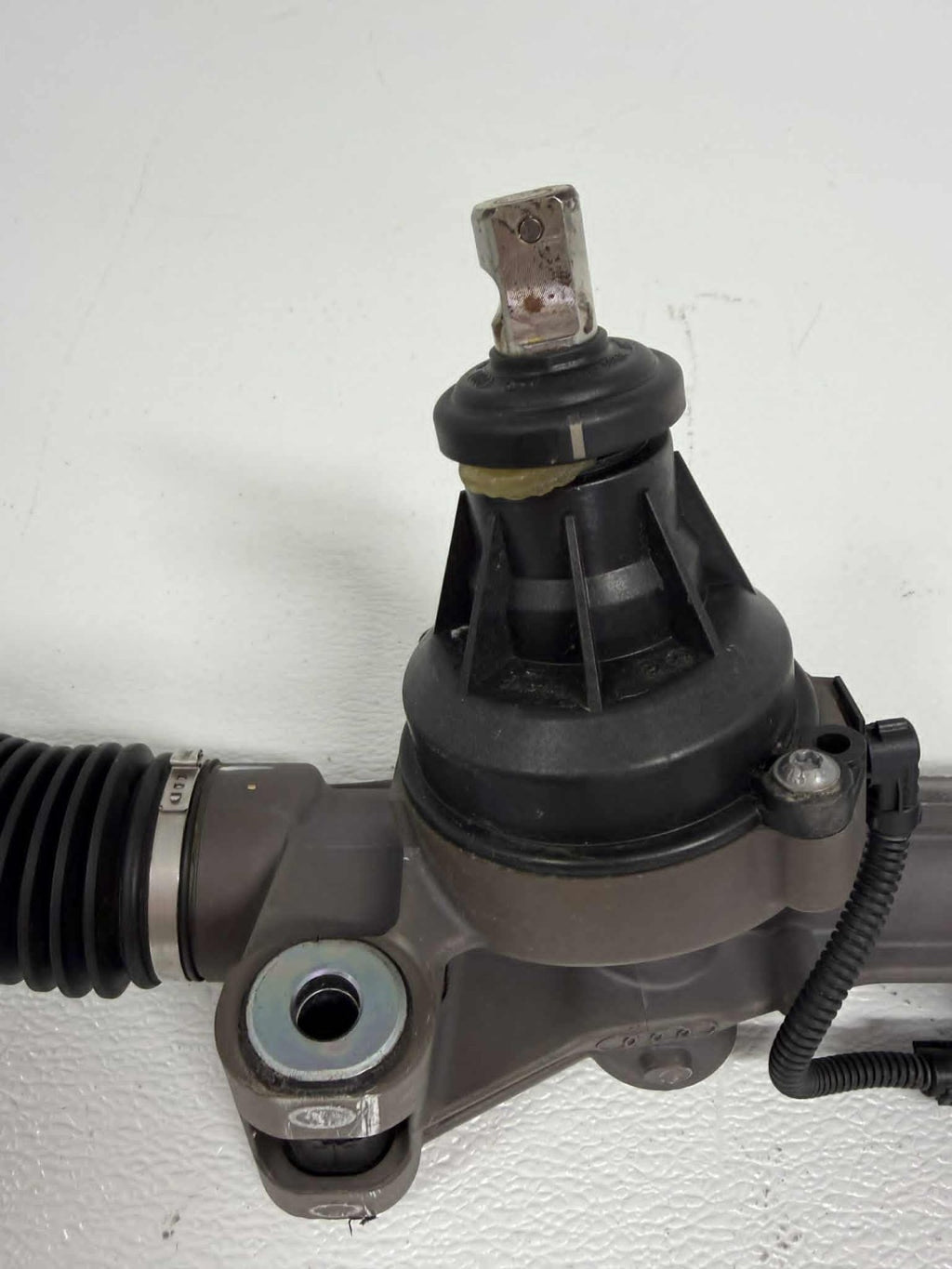 2015 - 2026 Macan Electric Steering Rack Assembly 95B-423-055-AH OEM Zero Miles