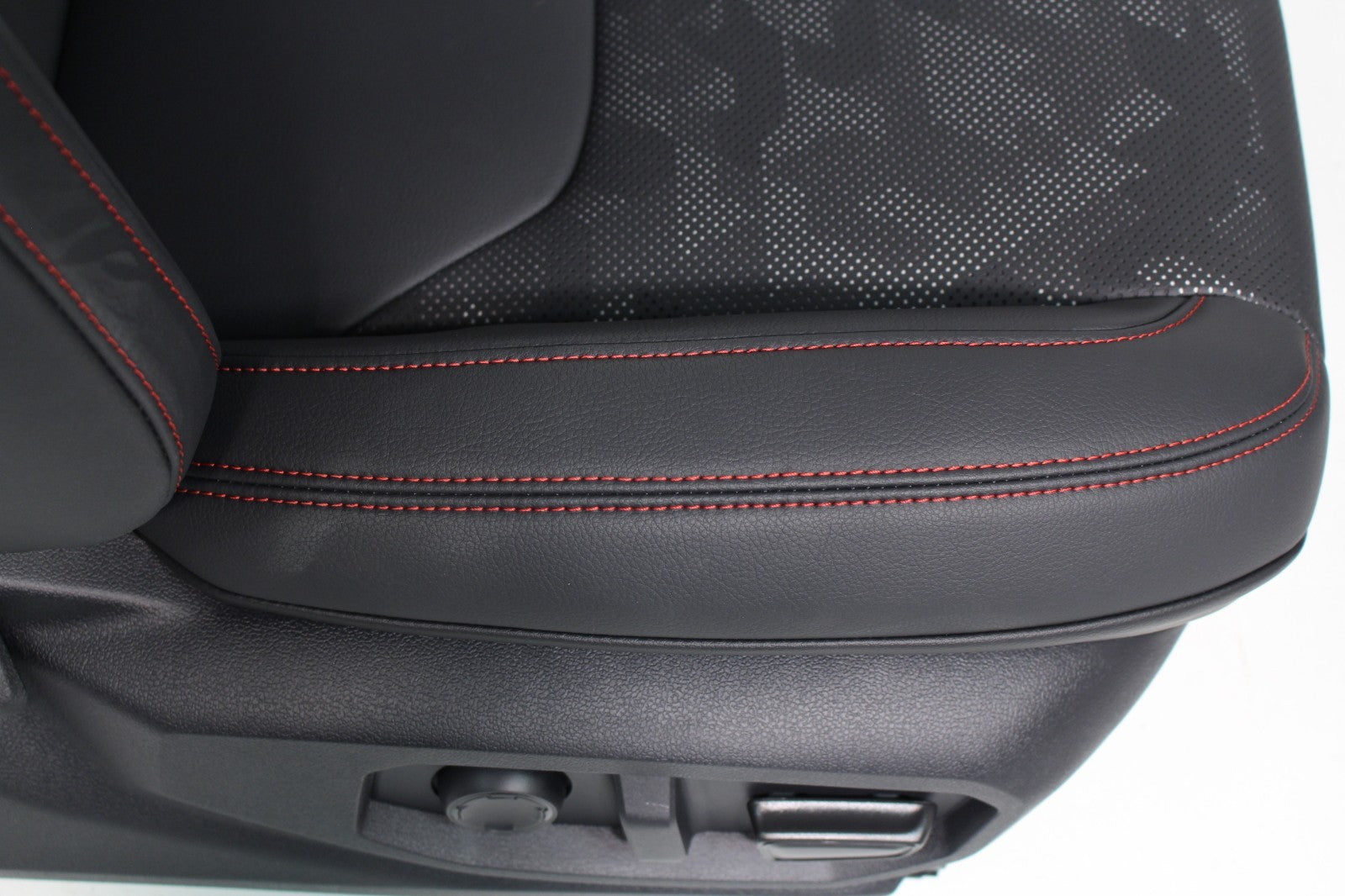 2024 - 2025 Toyota Tacoma TRD Pro IsoDynamic Performance Front Seats Black