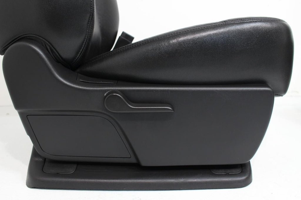 2007-2014 GM Silverado Tahoe Front Seats, LT Black Leather Lumbar w Driver Power