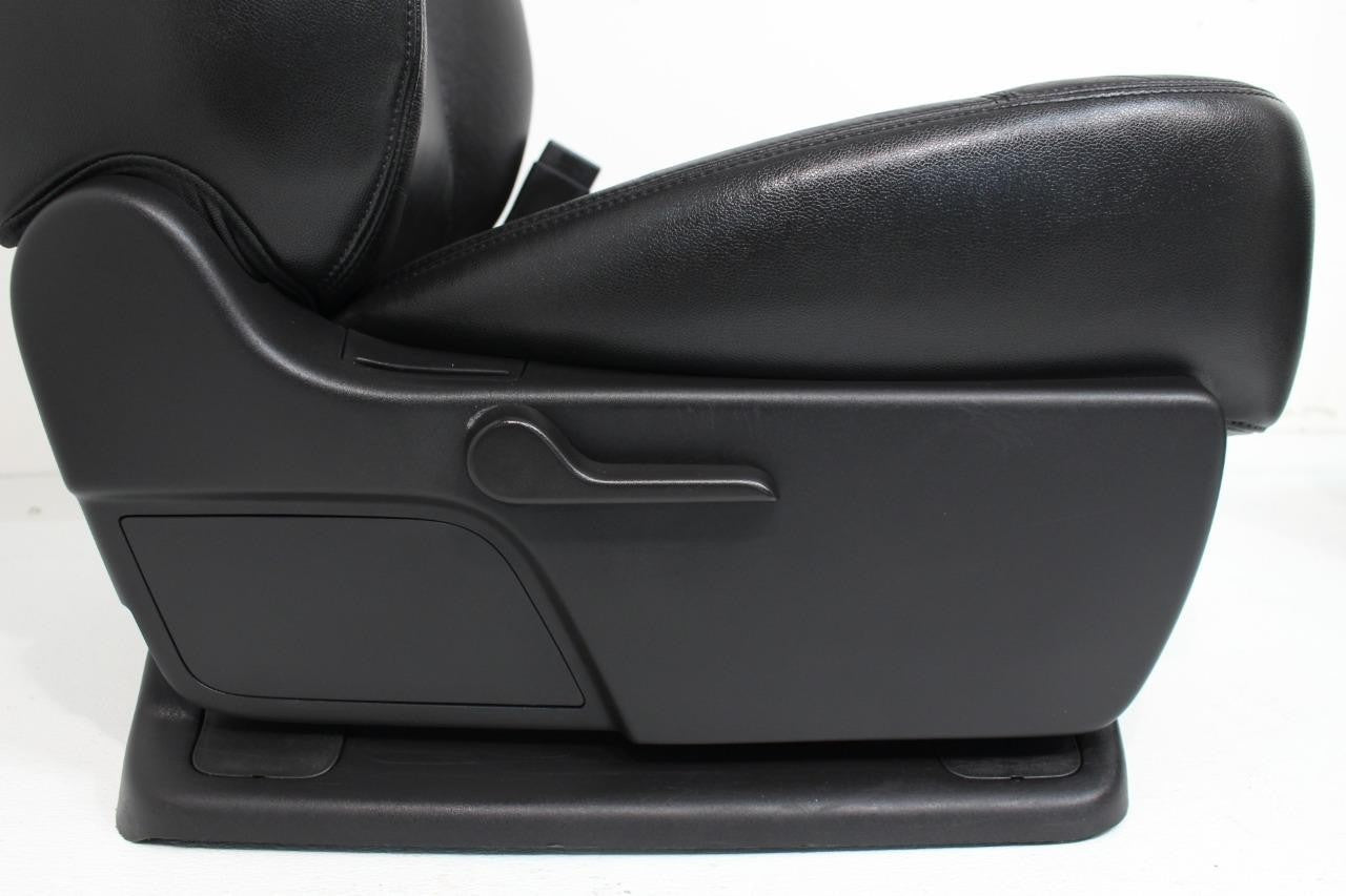 2007-2014 GM Silverado Tahoe Front Seats, LT Black Leather Lumbar w Driver Power