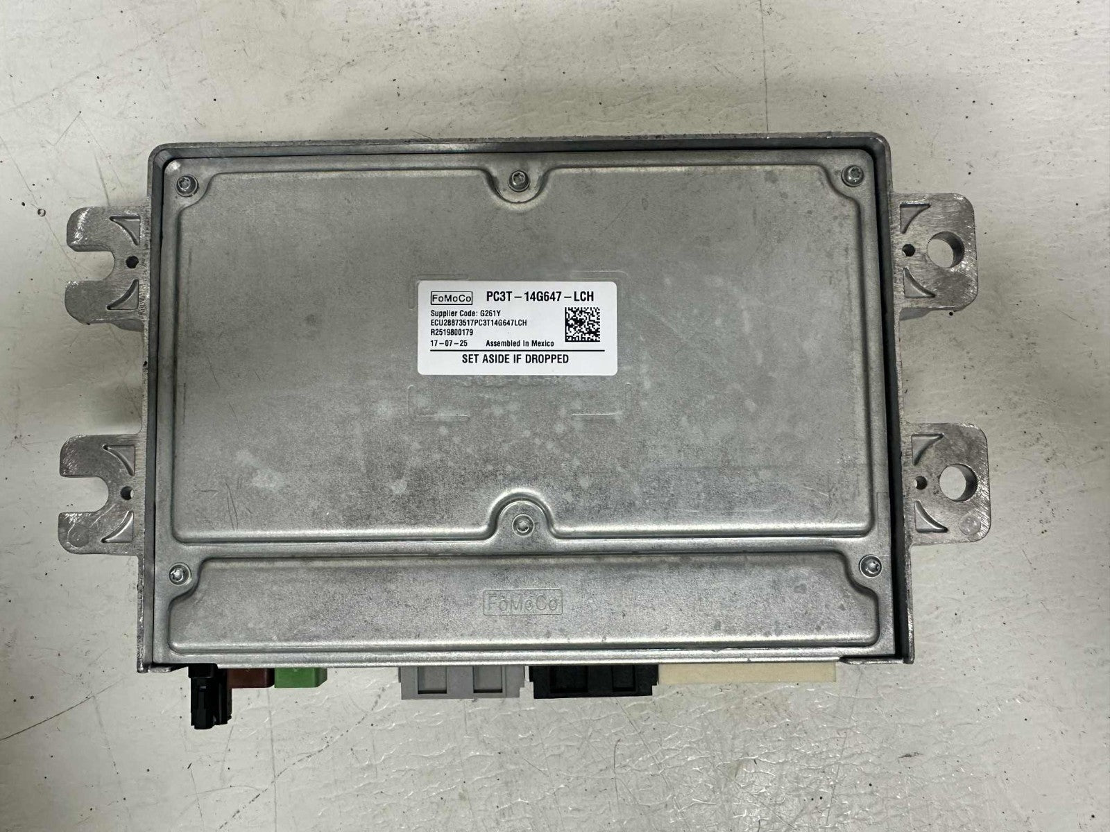 2024 - 2025 Ford Super Duty Driver Assistance Control Module PC3Z-14G647-L