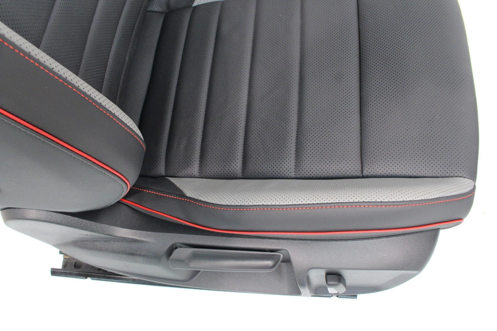 2022 - 2025 VW Golf GTI Mk 8.5 Seats Set Two-Tone Leather Black Gray Heat Cool