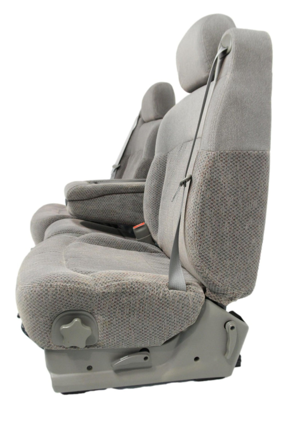 1999 - 2006 GM Sierra Silverado Front Seats, Manual Gray Cloth 40-20-40 w/ Entry