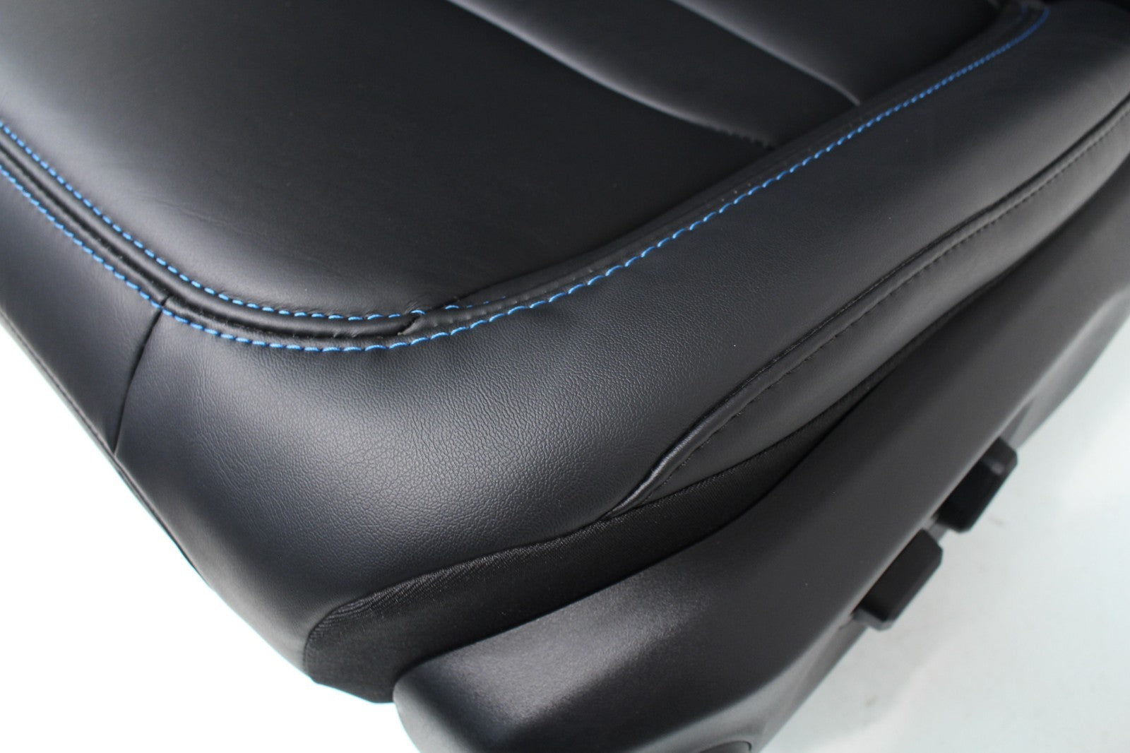 18-25 Jeep JL JLU JT Wrangler Front Seats, Black Nappa Leather w/ Blue Stitching