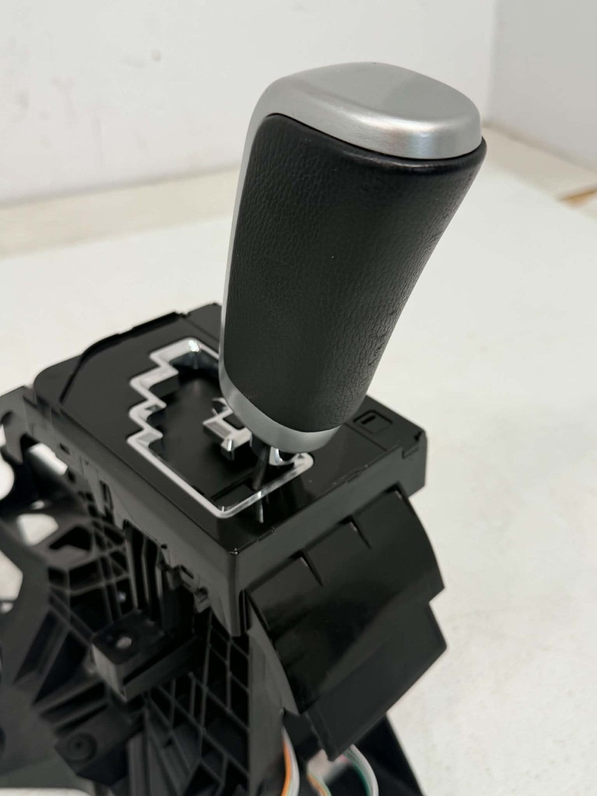 2016-2021 Toyota Tundra Floor Shifter Gear Selector with Shifter Knob Genuine OE