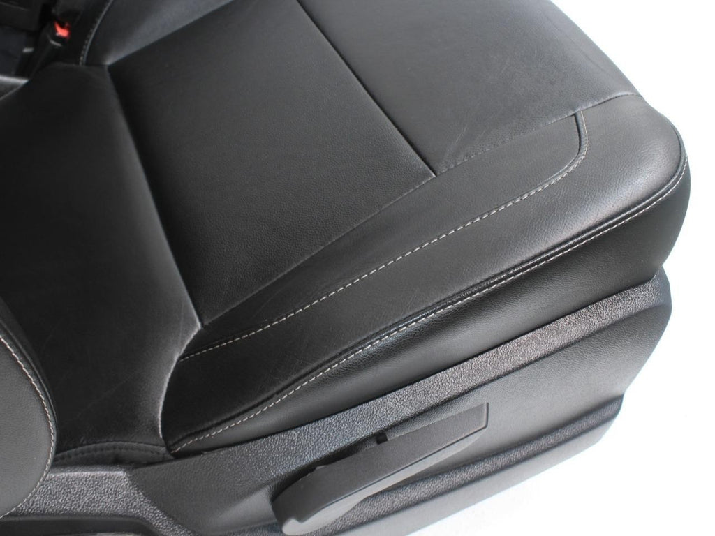 2014 - 2019 GM Sierra Silverado LT Front Seats, Power Black Leather, w/ Jumpseat