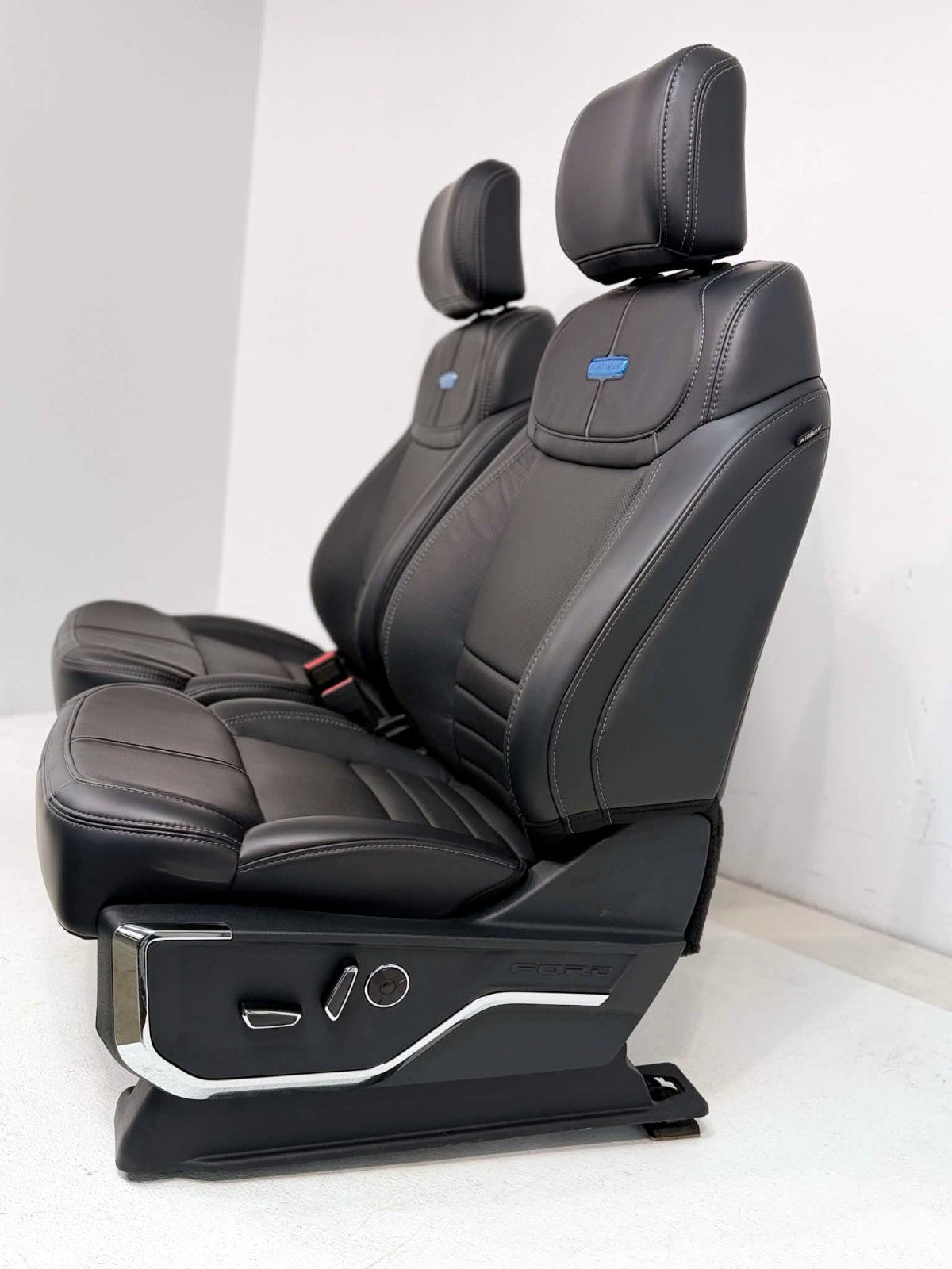 2021 - 2026 F-150 Super Duty Platinum Seats Set, Black Leather Gray Massaging